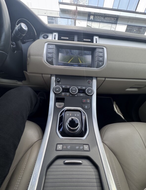 Land Rover Range Rover Evoque 2018 diesel, 15.700 € — imagine 4