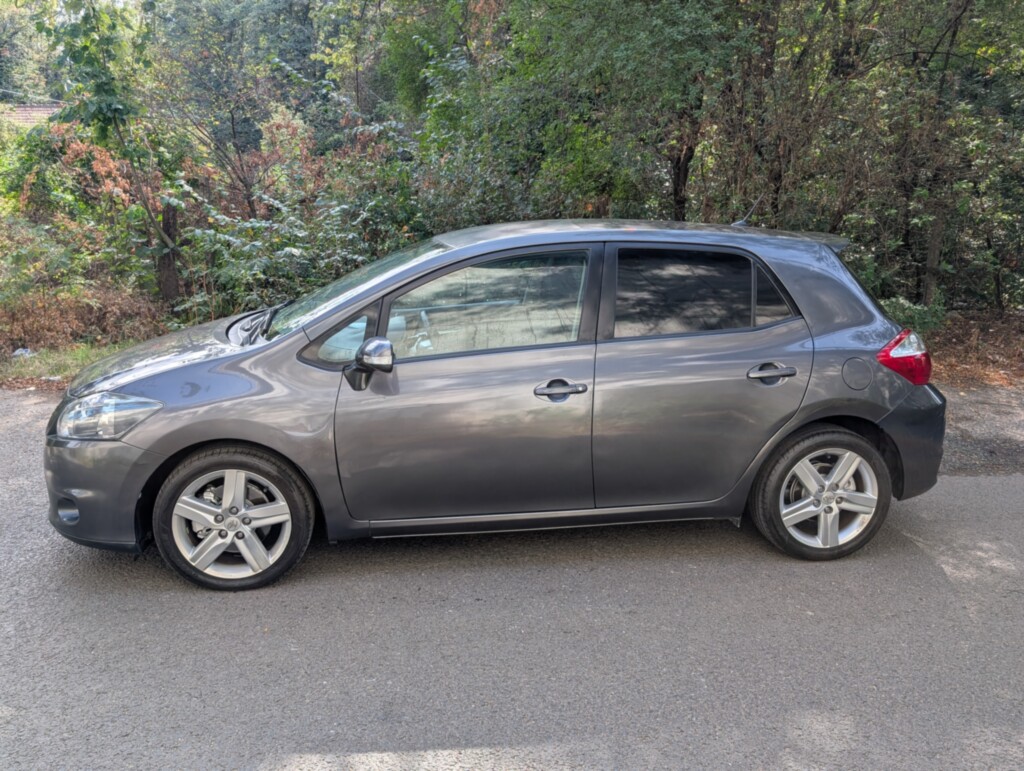 TOYOTA Auris 2011 — imagine 4