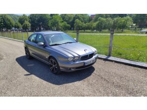 Jaguar X-Type