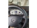 Mercedes-Benz E 320